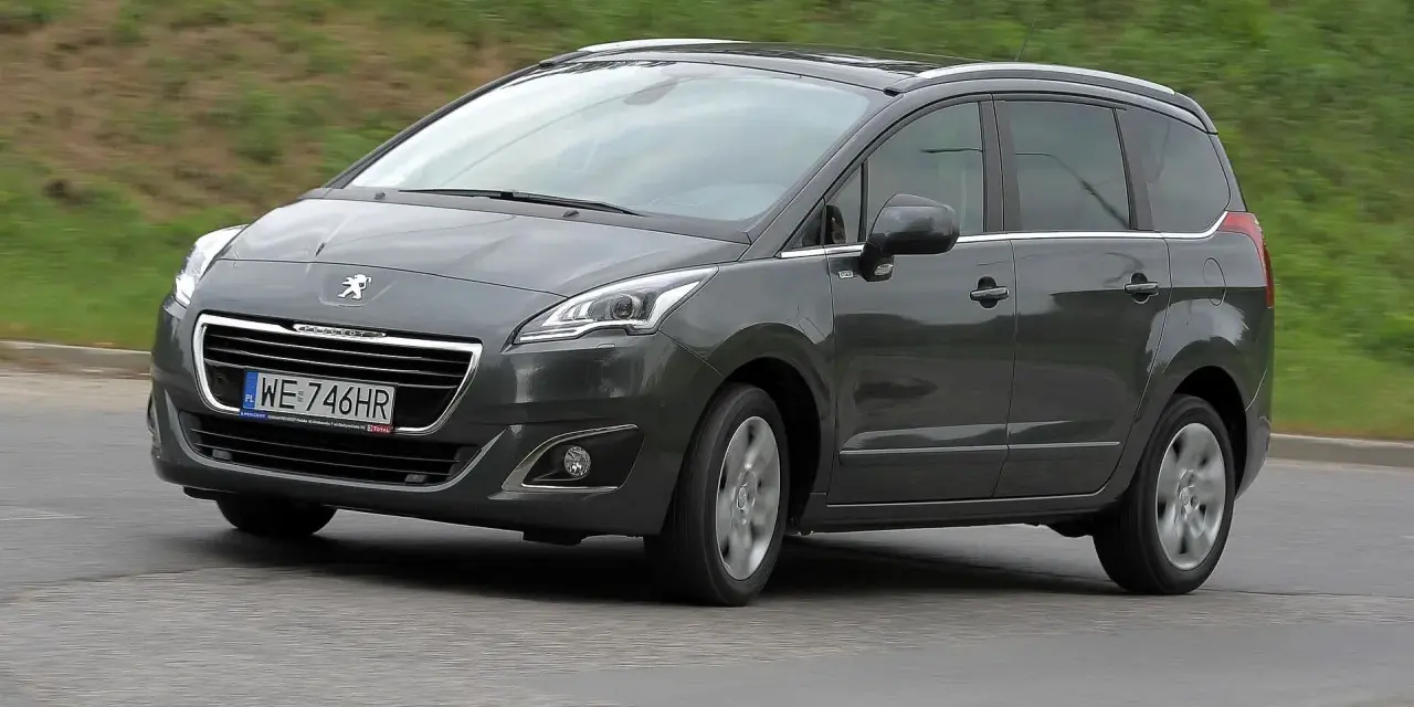 Peugeot 5008: Jaki silnik wybrać? Poradnik eksperta!