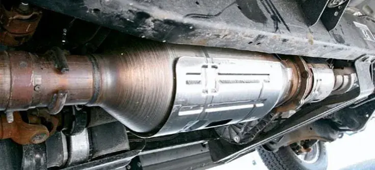 Jaki DPF w Ford Kuga? Suchy czy mokry? Sprawdź i oszczędź!