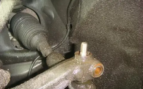 Wymiana maglownicy Audi A4 B5: Poradnik krok po kroku Zrób to sam!