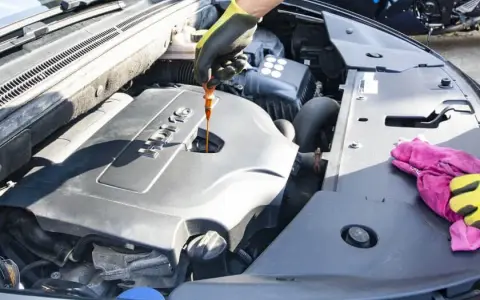 Toyota: Co ile wymiana oleju? Pełny poradnik eksperta!