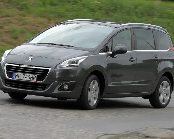 Peugeot 5008: Jaki silnik wybrać? Poradnik eksperta!
