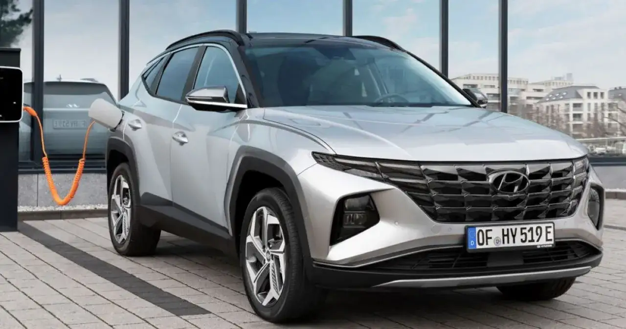 Hyundai Tucson PHEV ładowanie